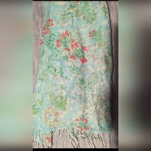 Vguc Lilly loves Belk murfee scarf